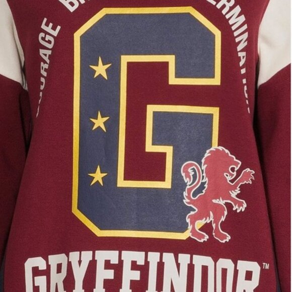 Harry Potter Large (11/13) Juniors Gryffindor Pullover NWT - Picture 2 of 11